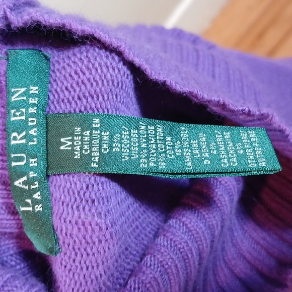 Lauren Ralph Lauren Women's Purple turtleneck sweater size Medium - Picture 5 of 7